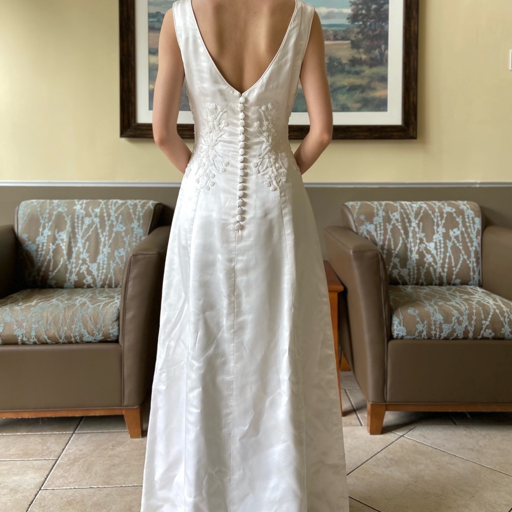 SOLD Stunning vintage 90s cream ivory satin beaded formal prom dress bridal gown